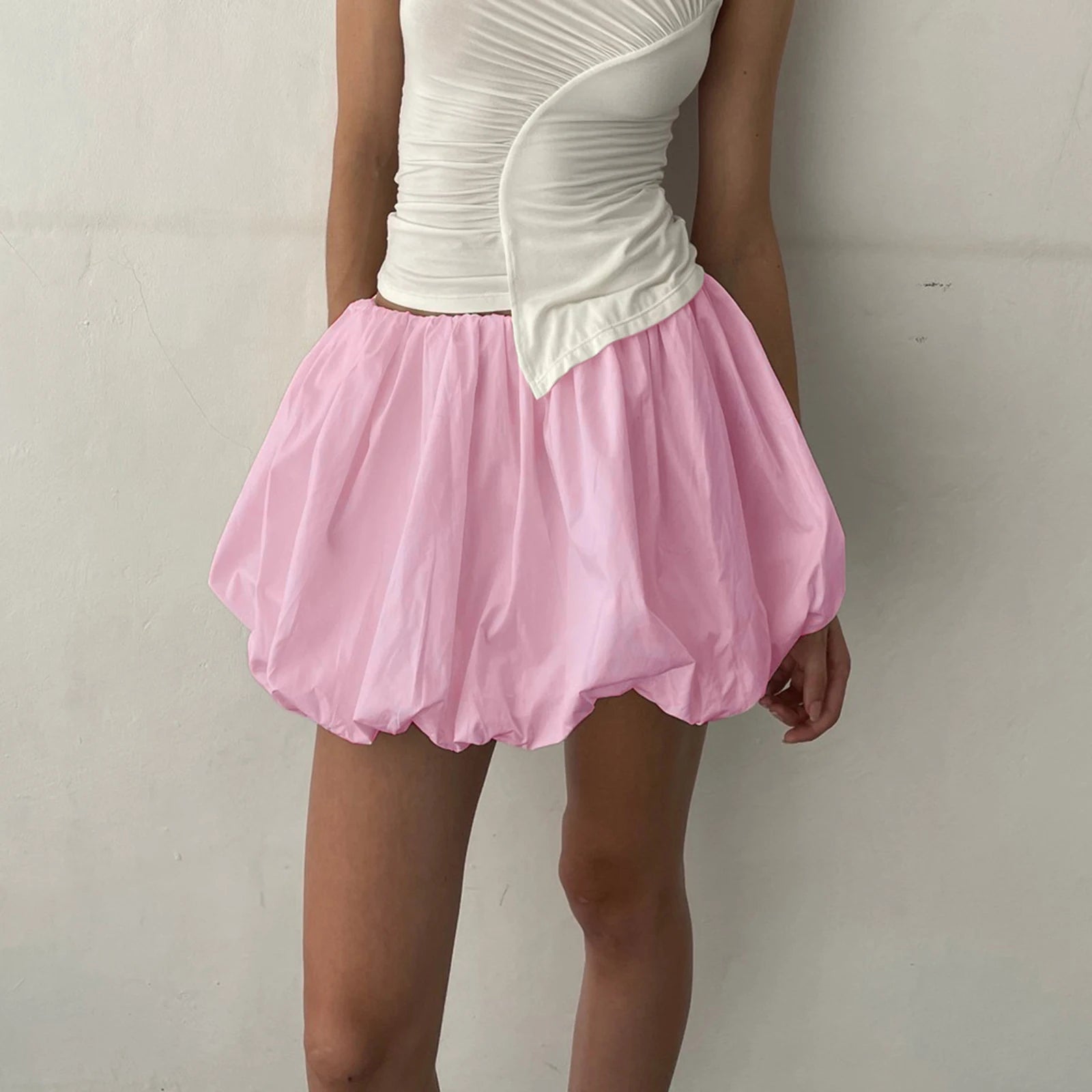 Women Lantern Mini Skirts Summer Casual Loose Fitting Elastic Waist Solid Color Short Puffball Skirt Sweet Style Skirts Girls